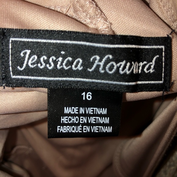 JESSICA HOWARD DRESS Size 16 Regular.waist 16” 18”Pit 2 Pit 38”L.Silver Sequin. - Picture 8 of 8
